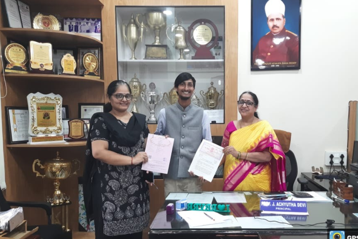 Memorandum of understanding signing between Scrollwell and R.B.V.R.R. Women's College, Hyderabad